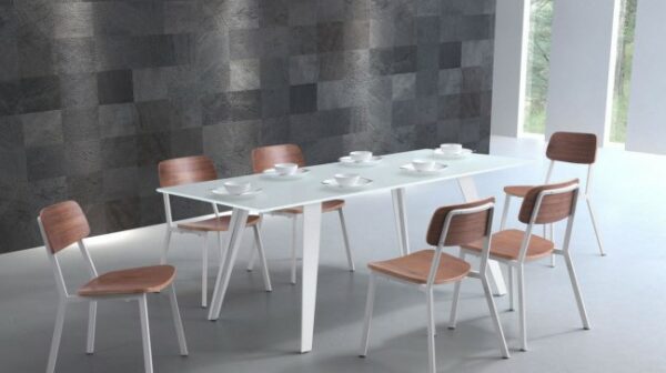 DINING TABLE - Image 4